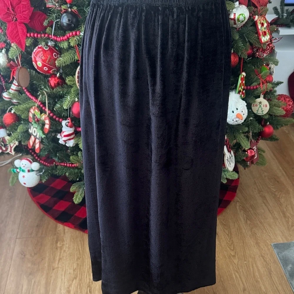Choices Elegant Black Maxi Skirt